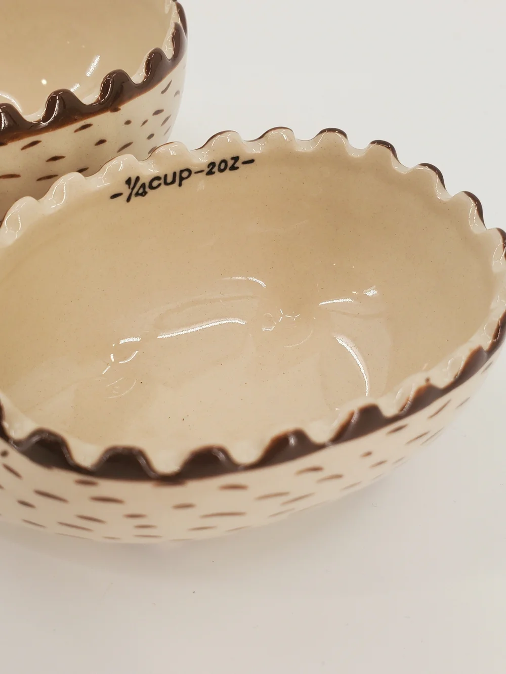 Hedgehog Measuring Cups Set Of 4 Ceramic Nesting Bowls NEW!
